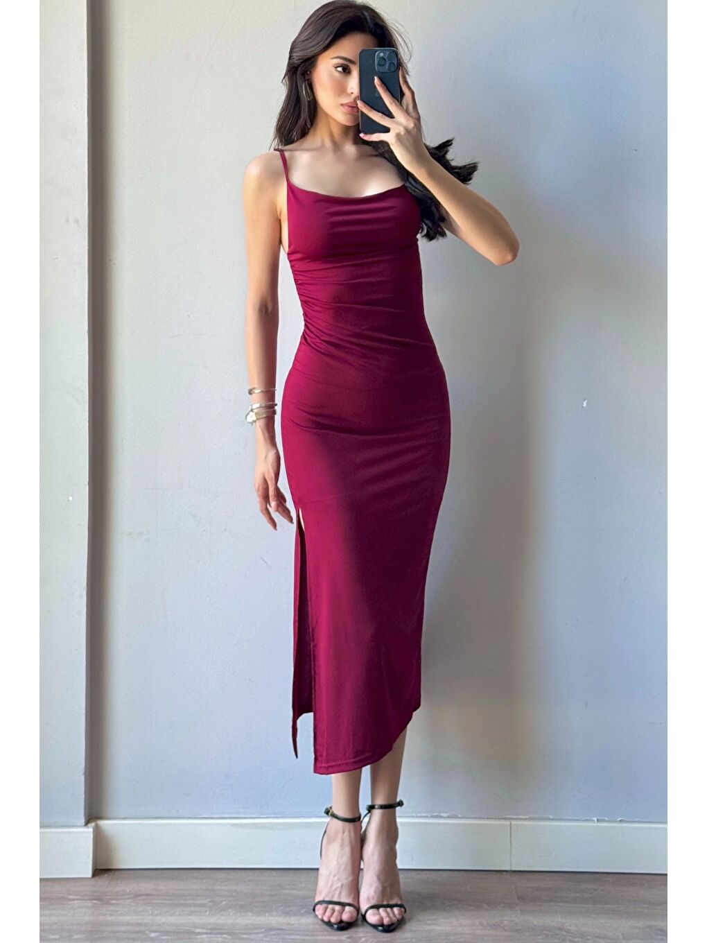 Kadın Bordo Askılı Yırtmaçlı Uzun Elbise 1009-1034