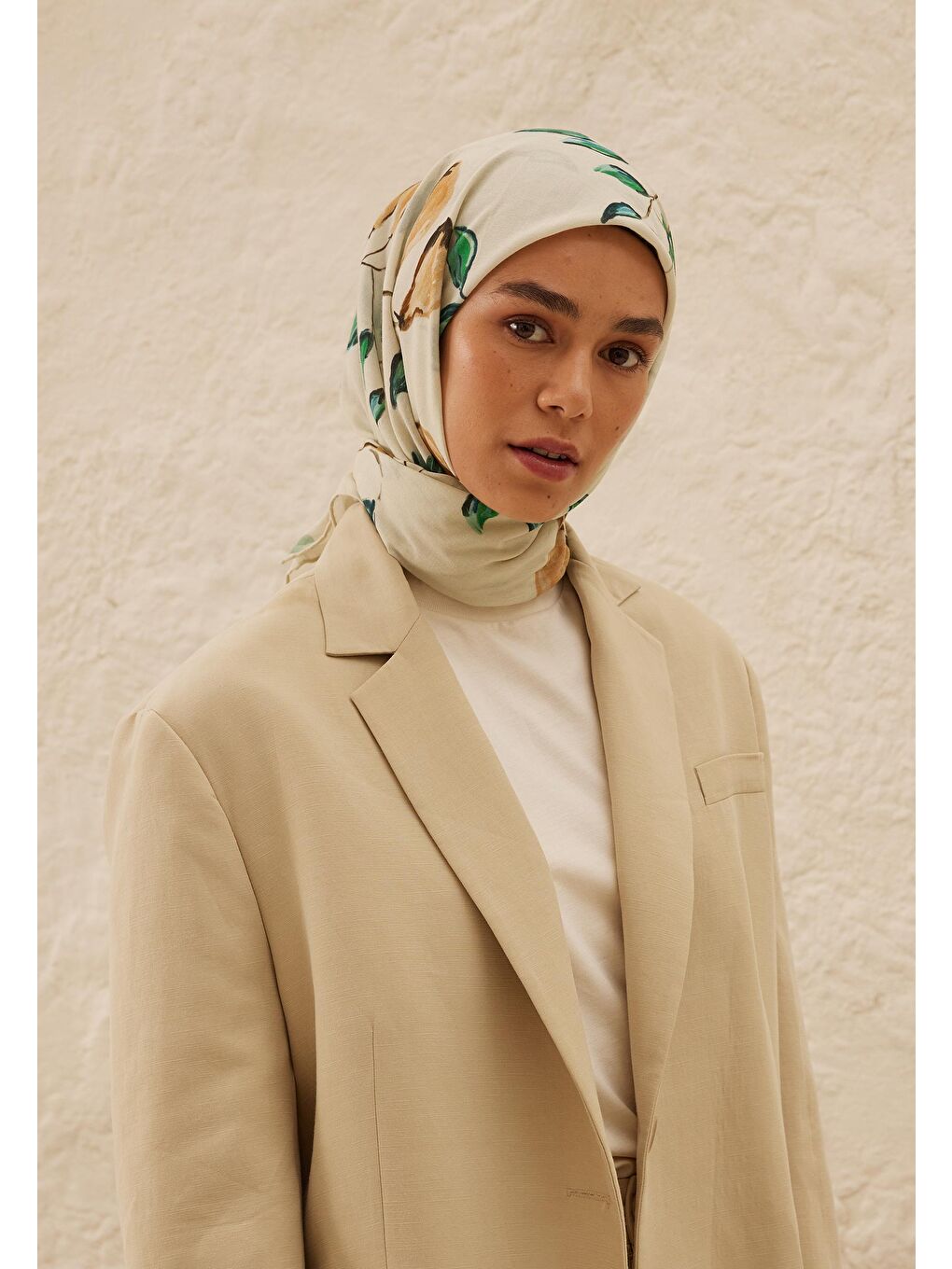 Bridget Desen Pamuk Vual Eşarp Bej-1