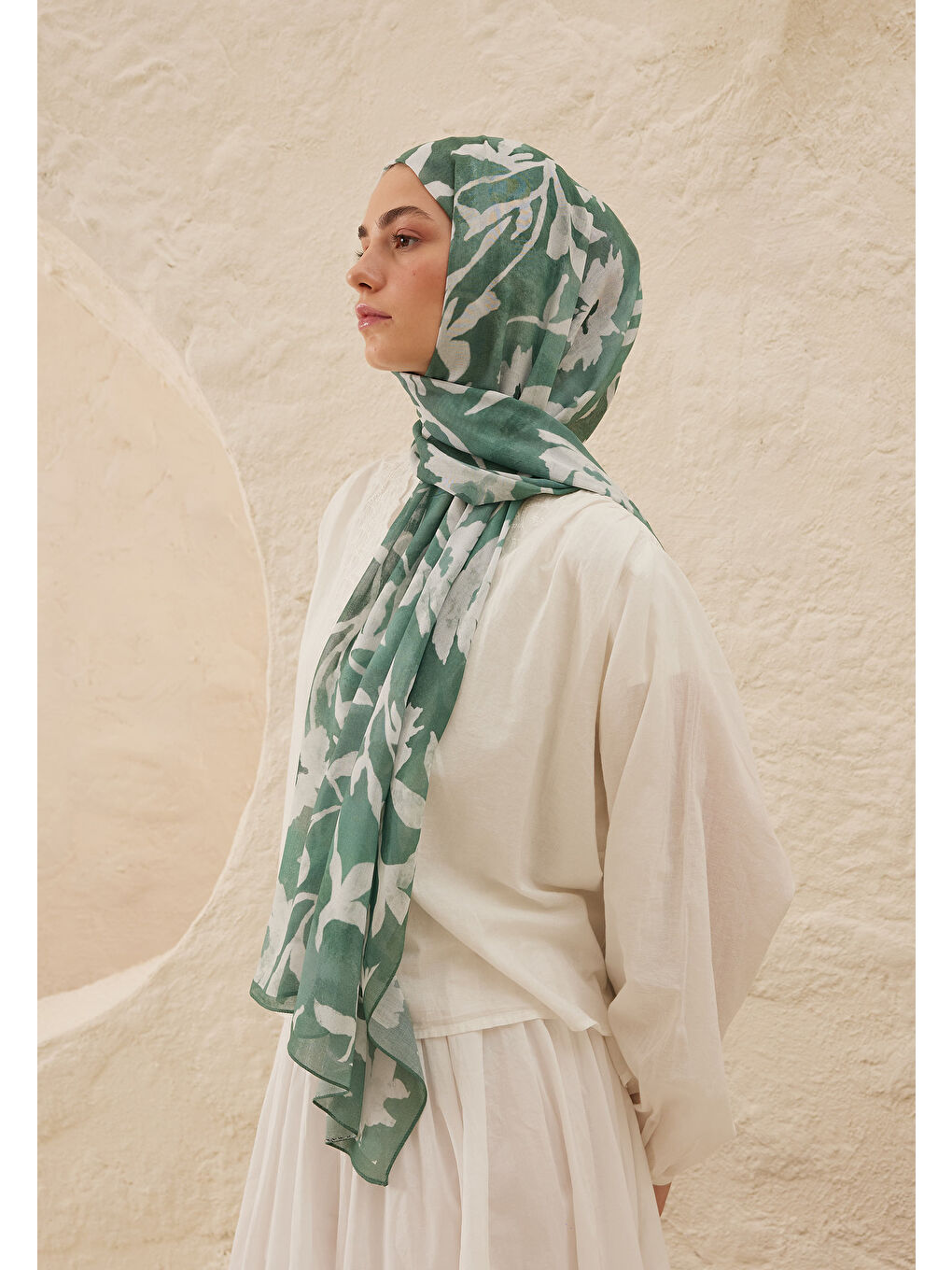 Bej Petunia Desen Rami Şal Zümrüt-1