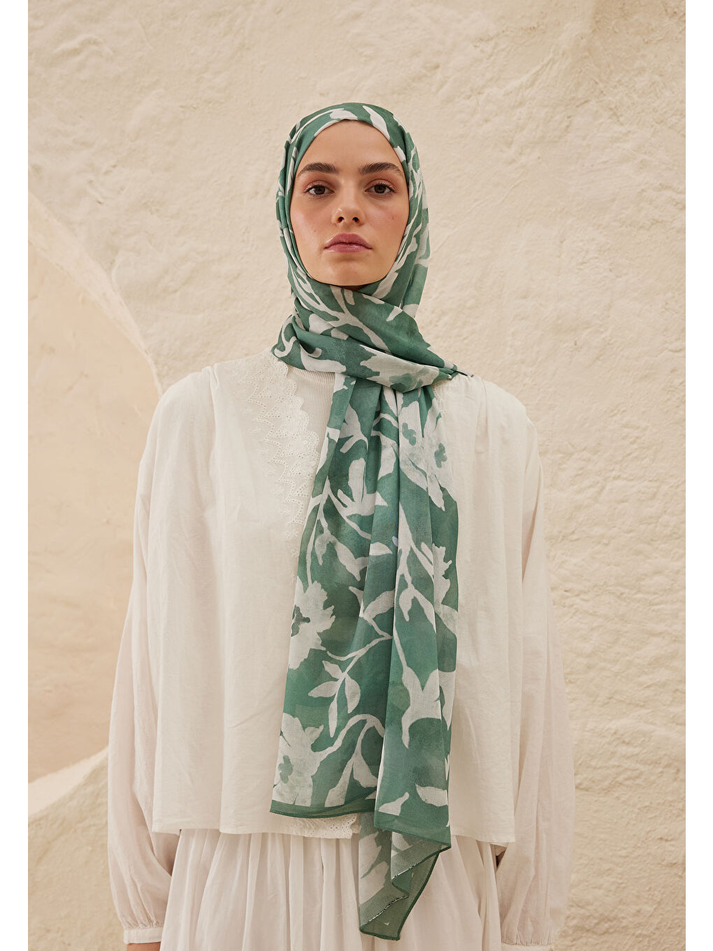 Bej Petunia Desen Rami Şal Zümrüt-2