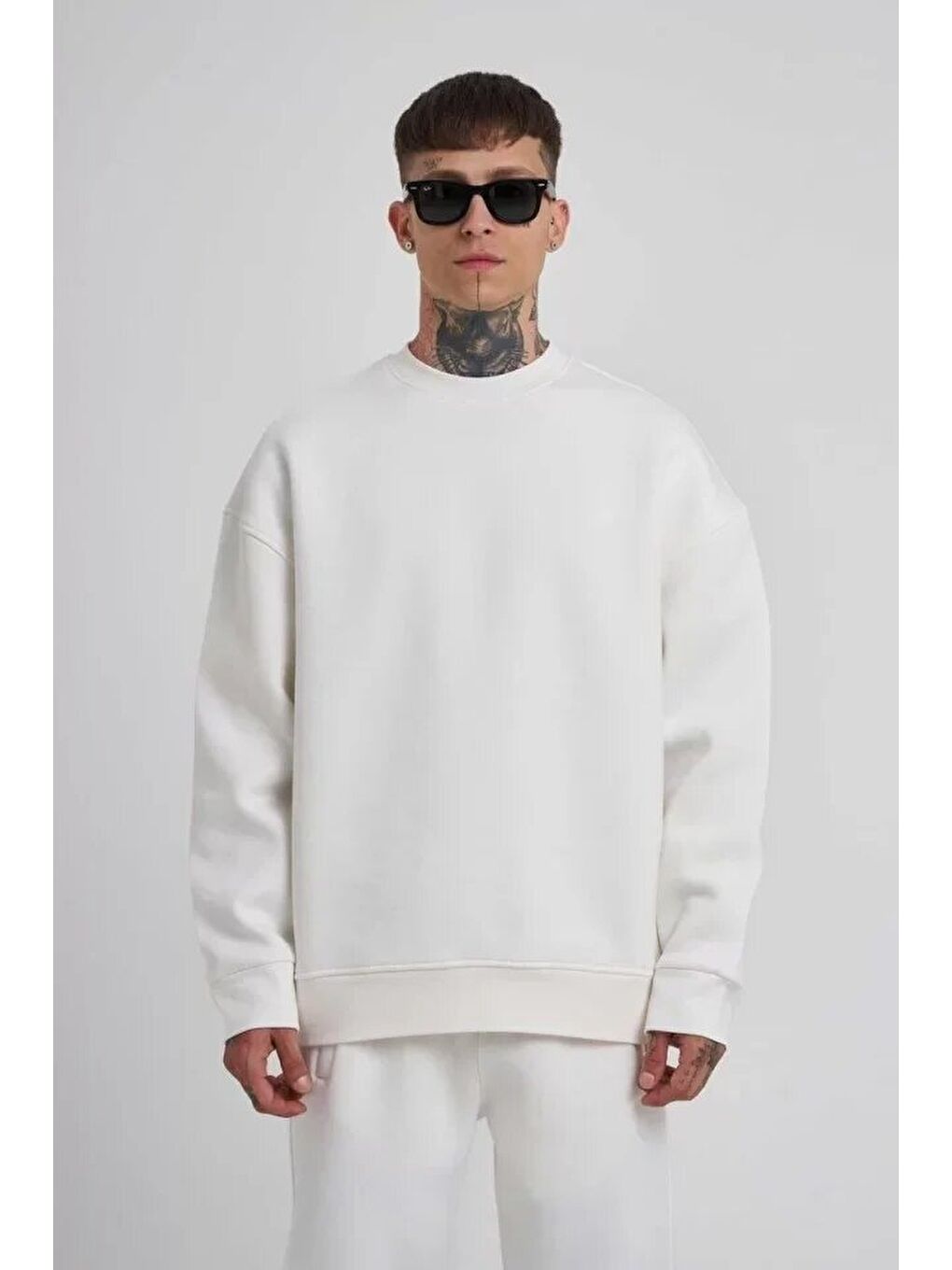 Unisex Biskilet Yaka Üç İplik SweatShirt - Beyaz