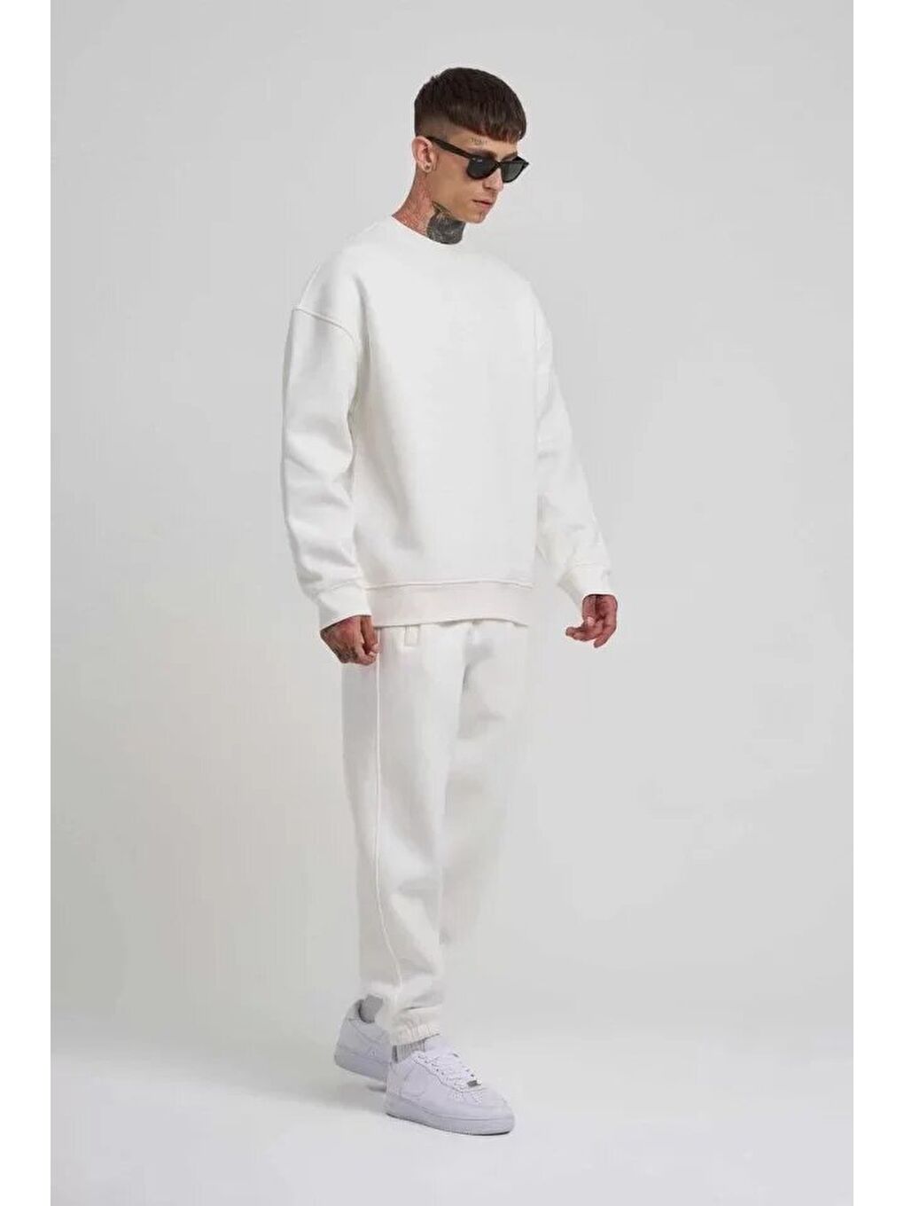 Unisex Biskilet Yaka Üç İplik SweatShirt - Beyaz-1