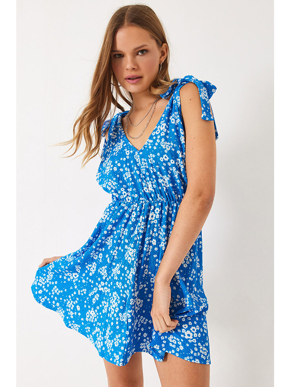 Mavi Kadın Yazlık Çiçekli Viskon Elbise