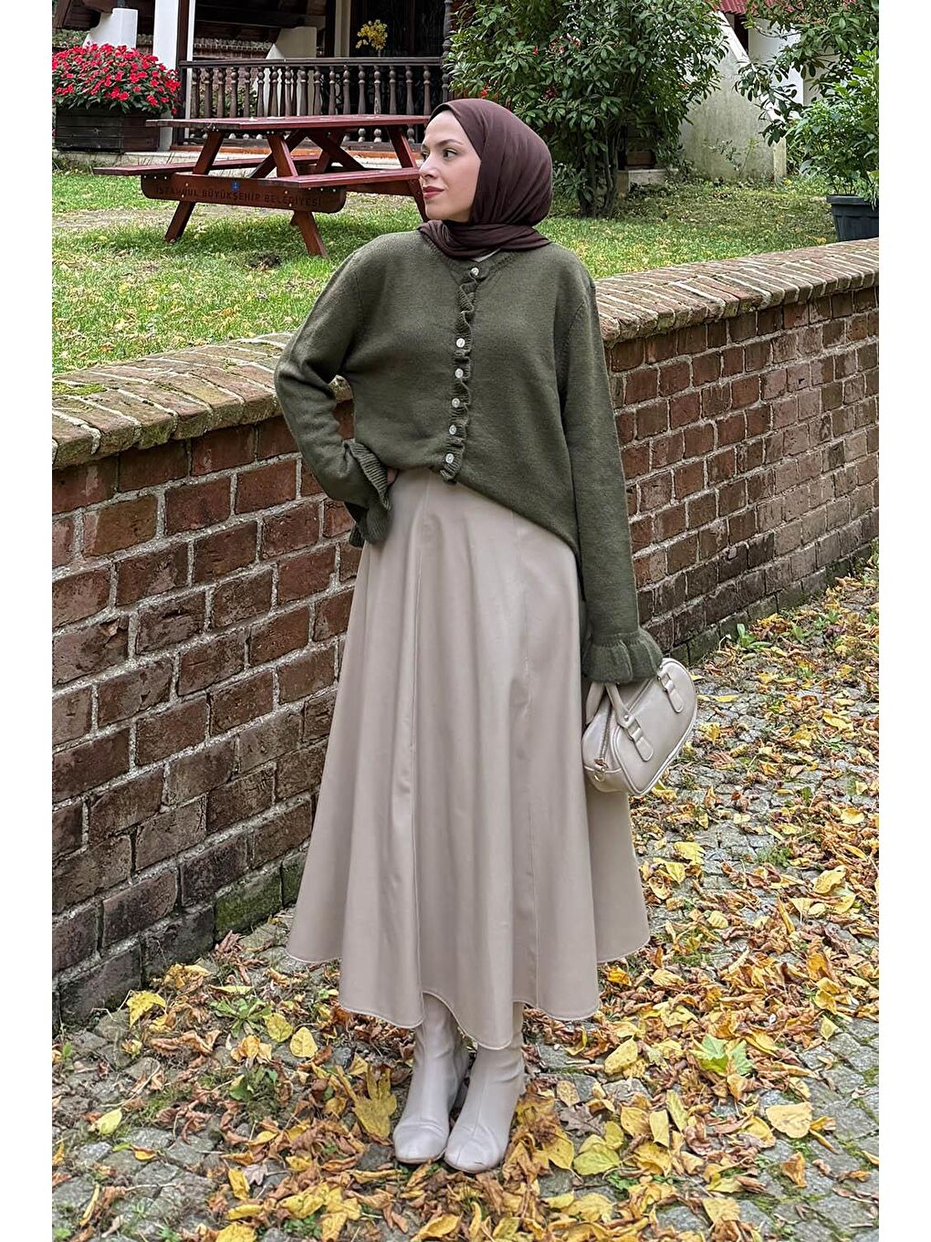 Fırfır Detaylı Hırka Haki