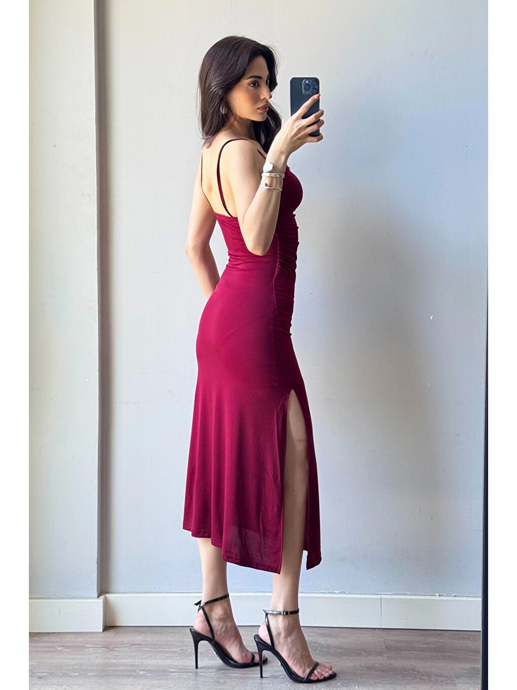 Kadın Bordo Askılı Yırtmaçlı Uzun Elbise 1009-1034-3