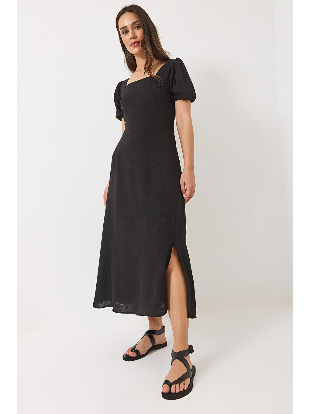 Siyah Kadın Sırt Bağıcık Detaylı Astarlı Keten Elbise