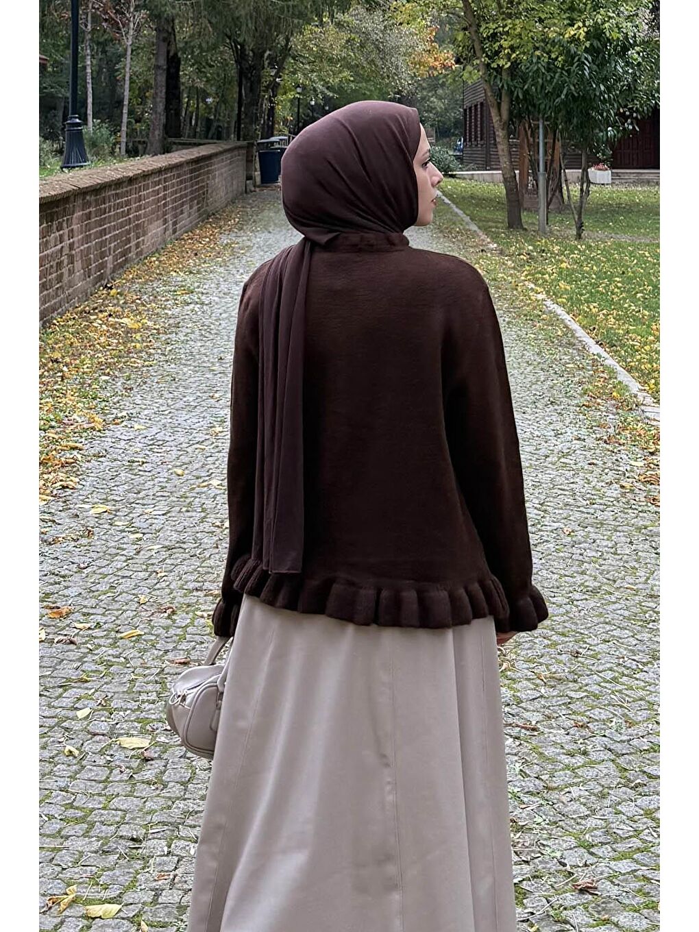 Fırfır Detaylı Hırka Acı Kahverengi-3