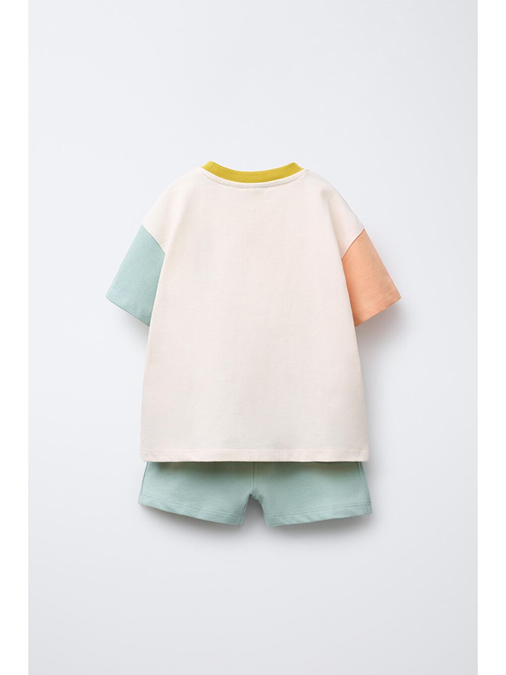Karışık Çocuk Pamuklu Ekru Renk Bloklu T-Shirt Ve Mint Şort Takım-1