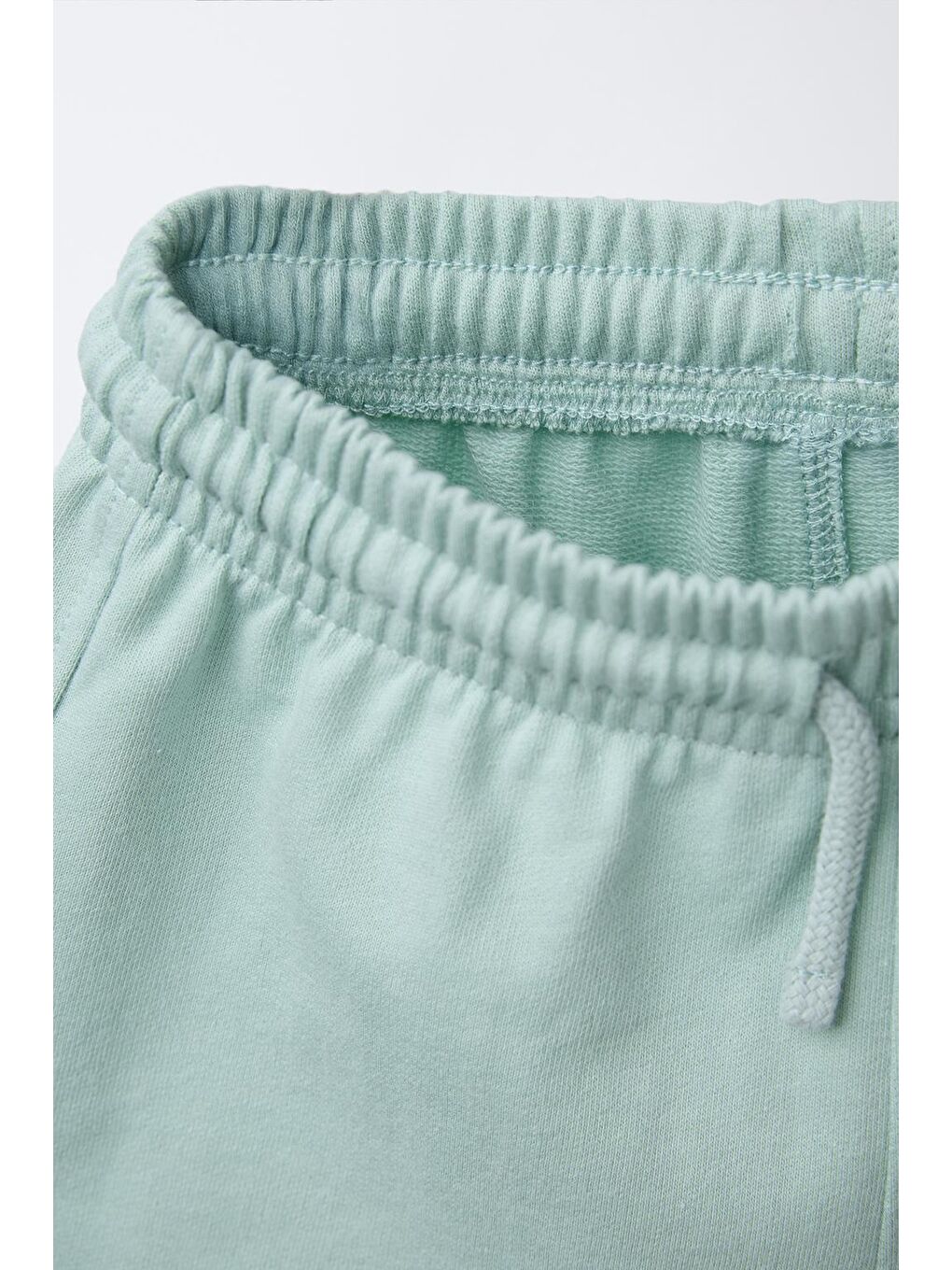 Karışık Çocuk Pamuklu Ekru Renk Bloklu T-Shirt Ve Mint Şort Takım-3