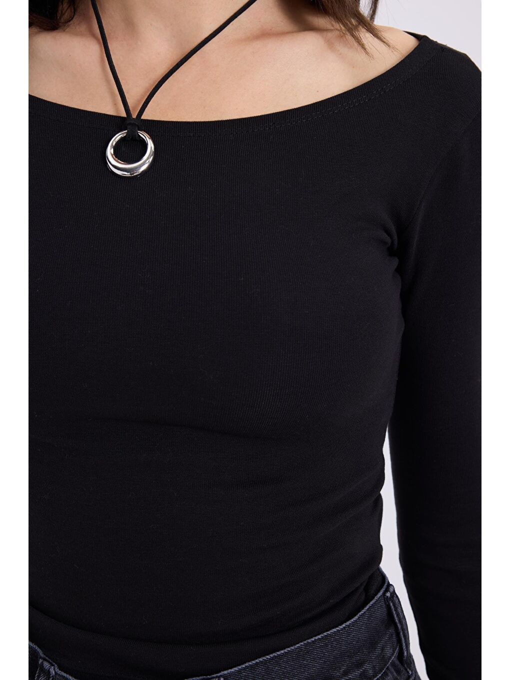 Kadın Slim Fit Dar Kesim Pamuklu Modal Kumaş Uzun Kollu Kayık Yaka Siyah Bluz-2