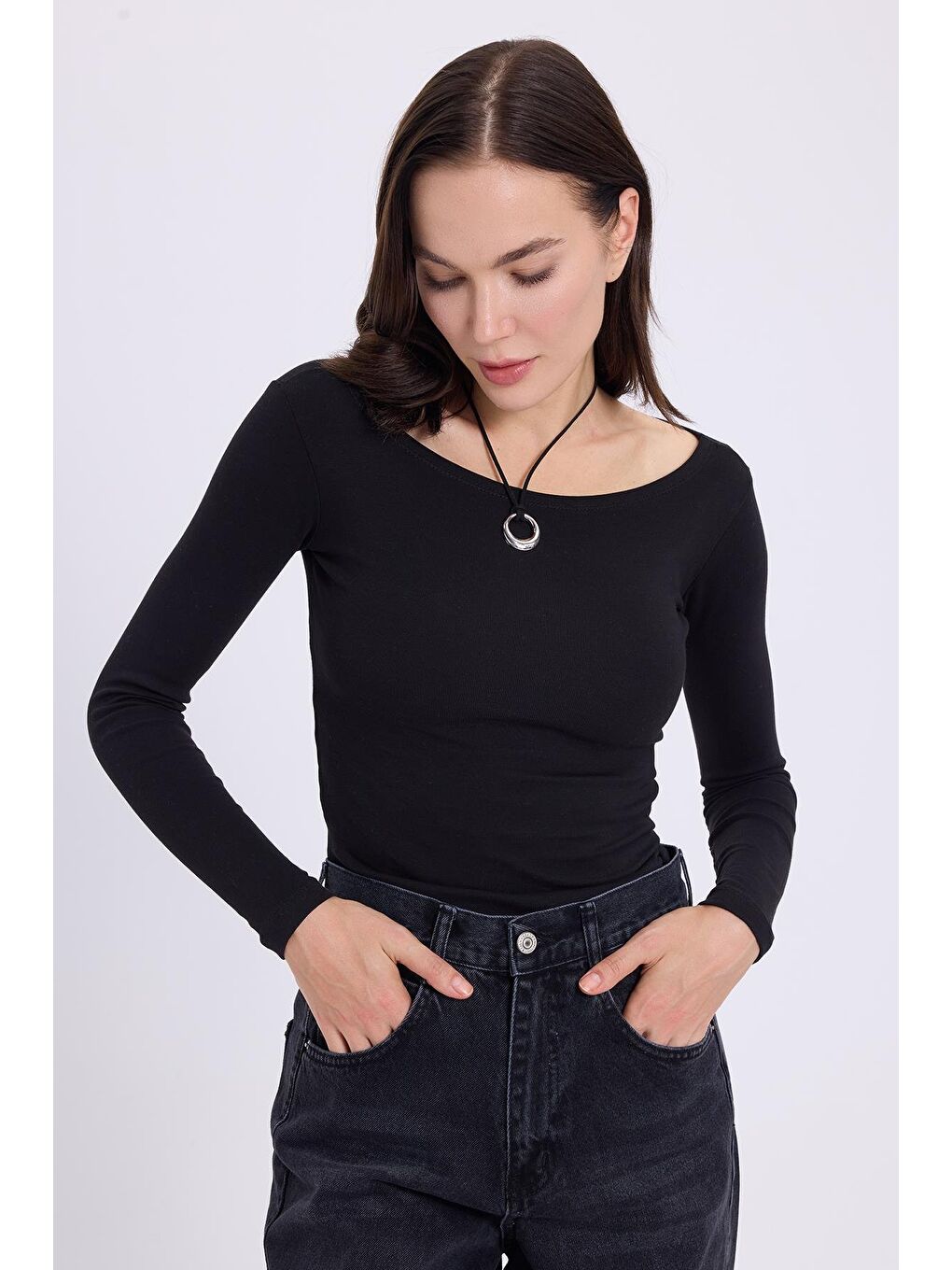 Kadın Slim Fit Dar Kesim Pamuklu Modal Kumaş Uzun Kollu Kayık Yaka Siyah Bluz-4