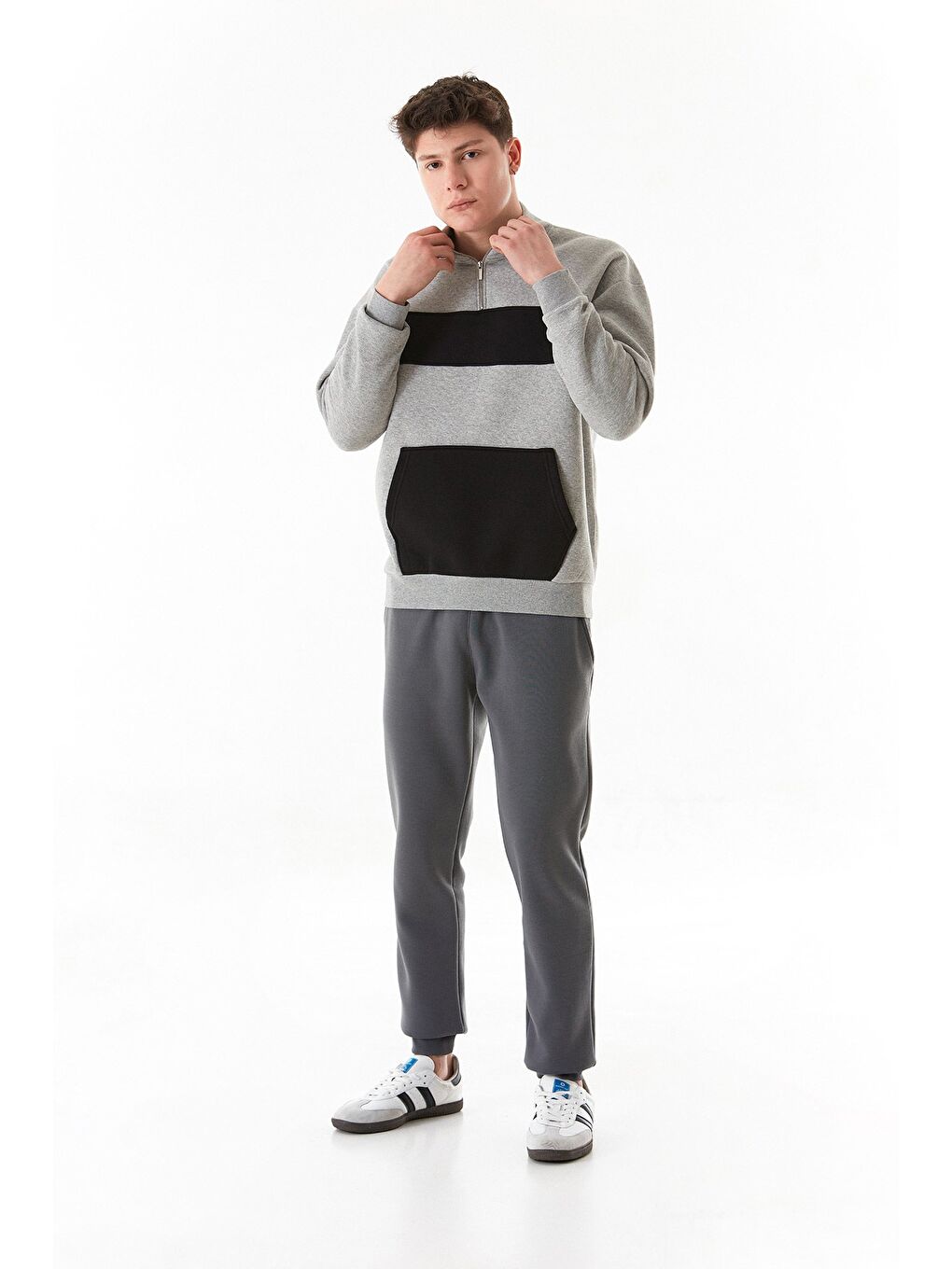 Gri 3 İplik Renk Bloklu Yarım Fermuarlı Kanguru Cep Sweatshirt-4