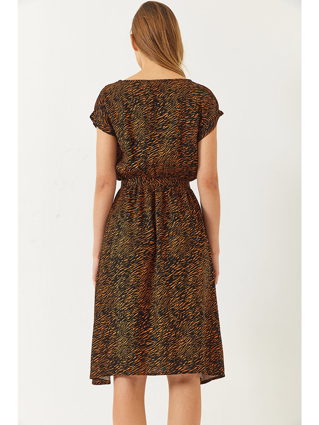 Siyah Kadın Multi Desenli Beli Lastikli Kuşaklı Kısa Kollu Viskon Elbise-7