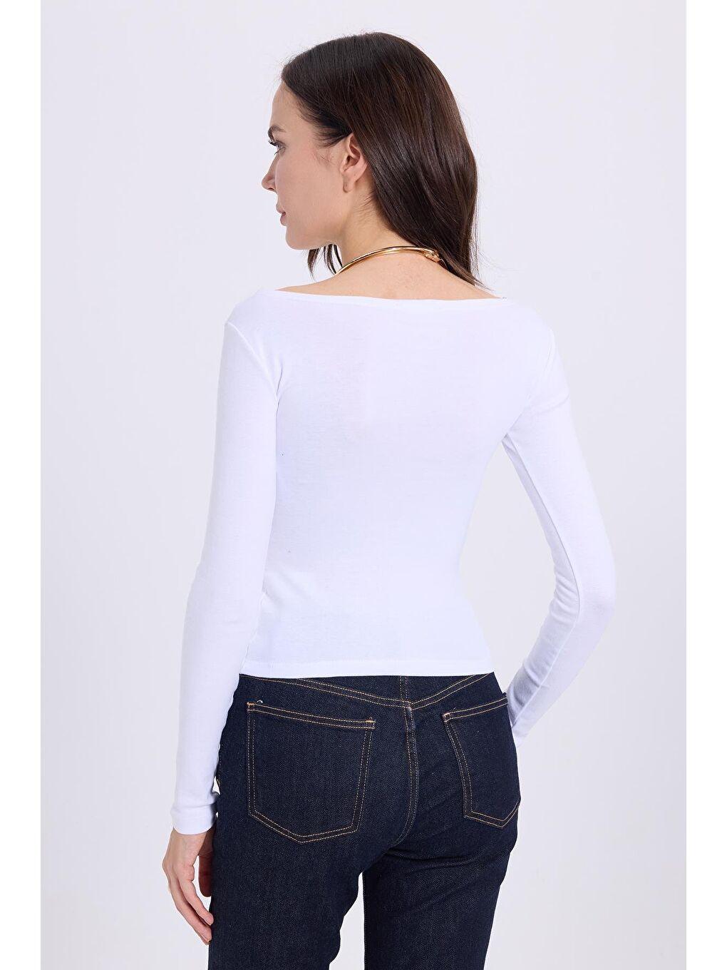 Kadın Slim Fit Dar Kesim Pamuklu Modal Kumaş Uzun Kollu Kayık Yaka Beyaz Bluz-6