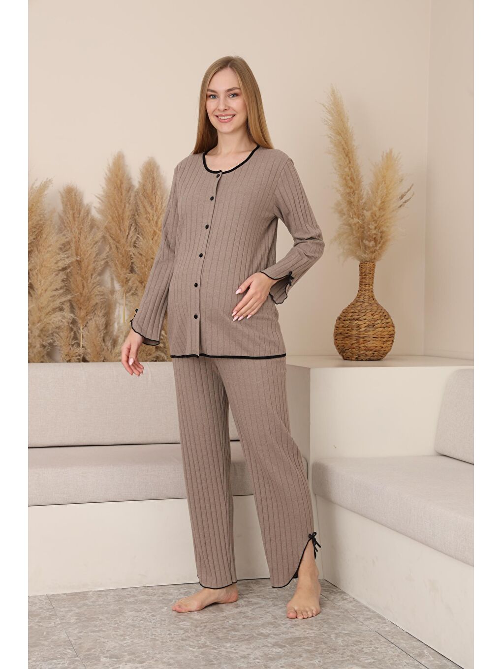 Kahverengi Soft Elegance Yumoş Düğmeli Ayarlanabilir Bel Lohusa Pijama Takımı-2