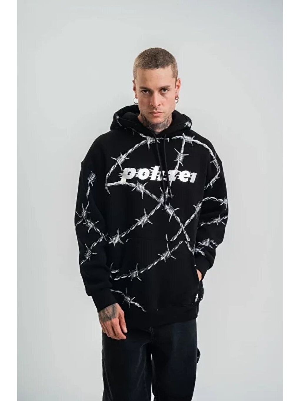 POLIZEI Premium Kalite Kapüşonlu Varak Ve Pano Baskılı Sweatshirt - Siyah