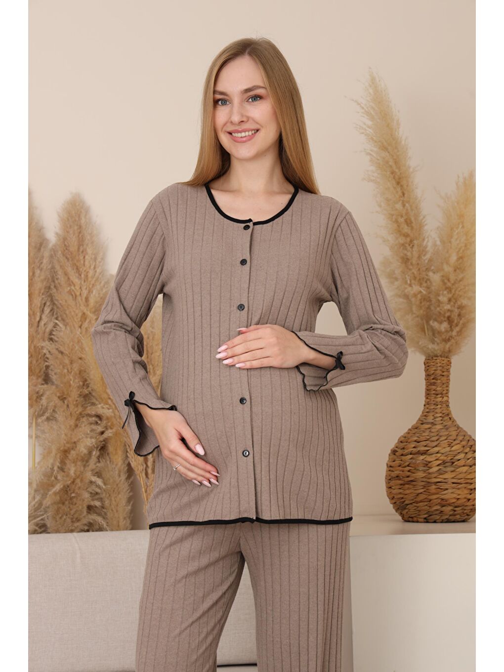 Kahverengi Soft Elegance Yumoş Düğmeli Ayarlanabilir Bel Lohusa Pijama Takımı-3