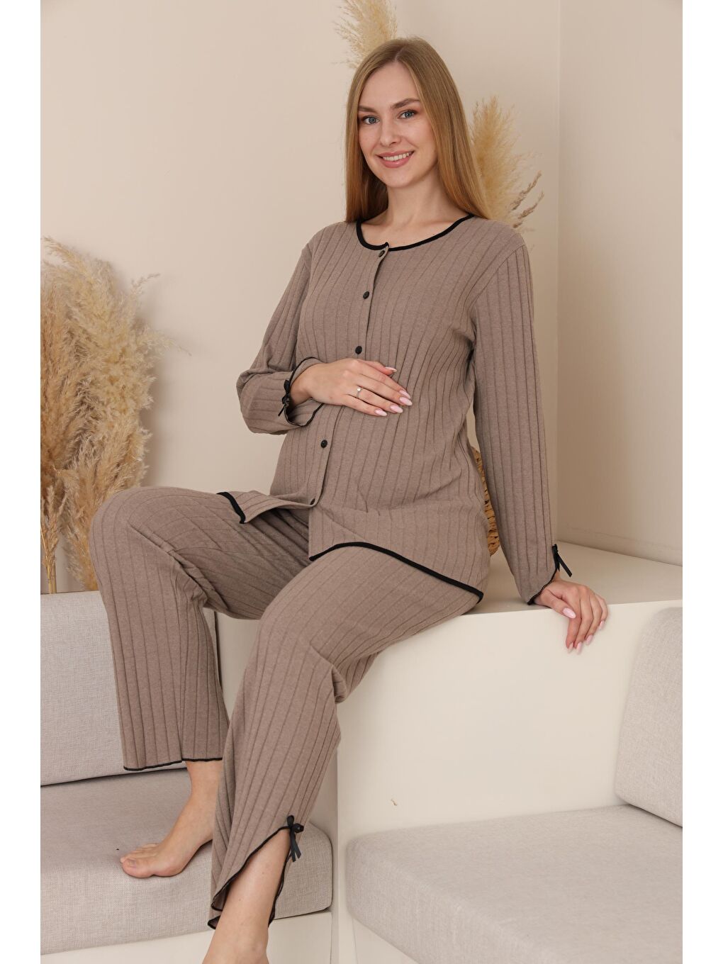 Kahverengi Soft Elegance Yumoş Düğmeli Ayarlanabilir Bel Lohusa Pijama Takımı-5