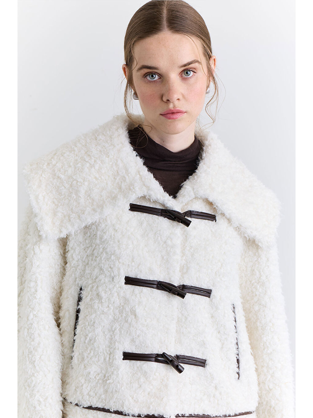 Düğmeli Kürk Kaban Ekru-5