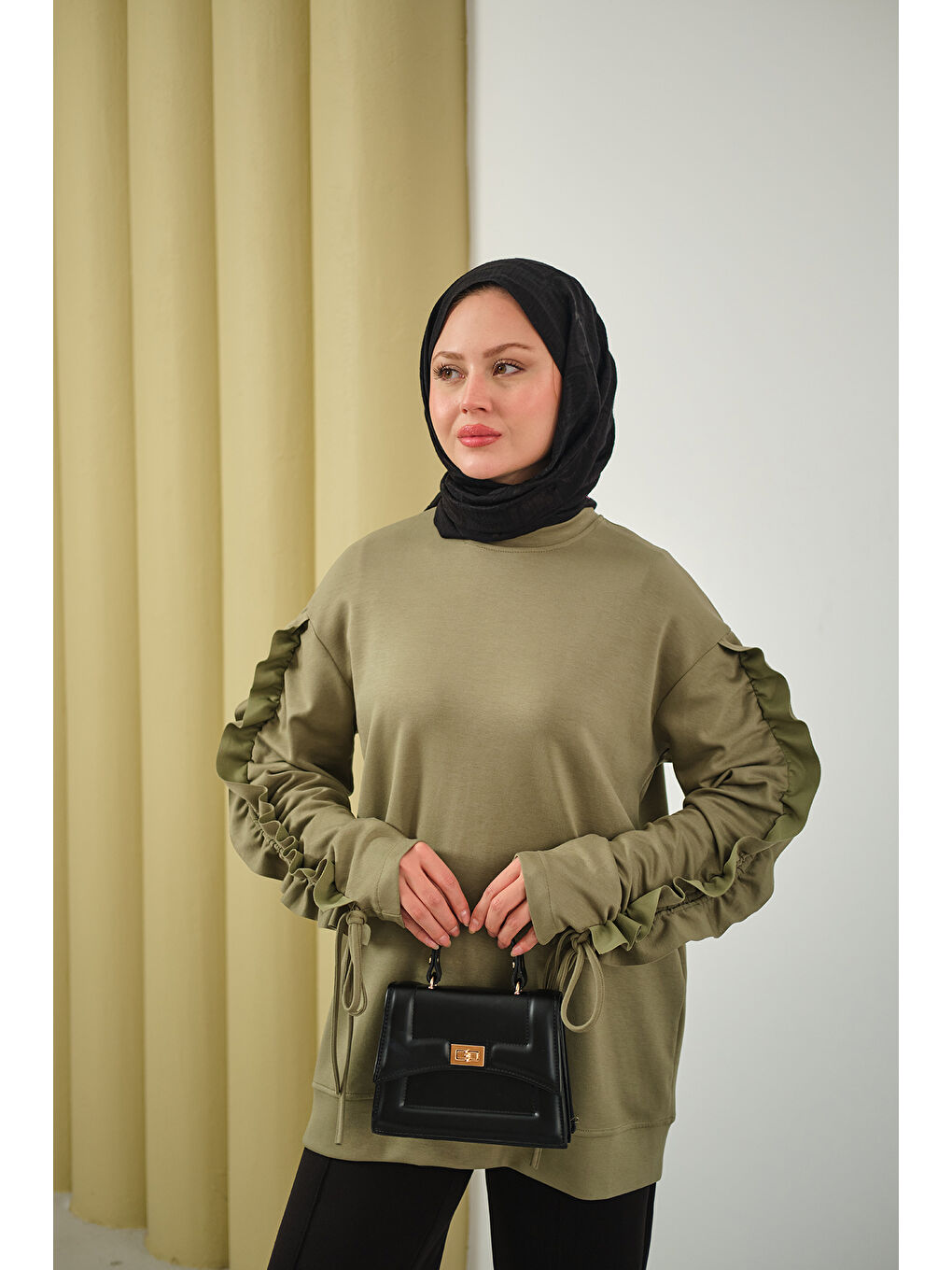 Kadın Kolları Büzgü Detay Tunik Yeşil-2