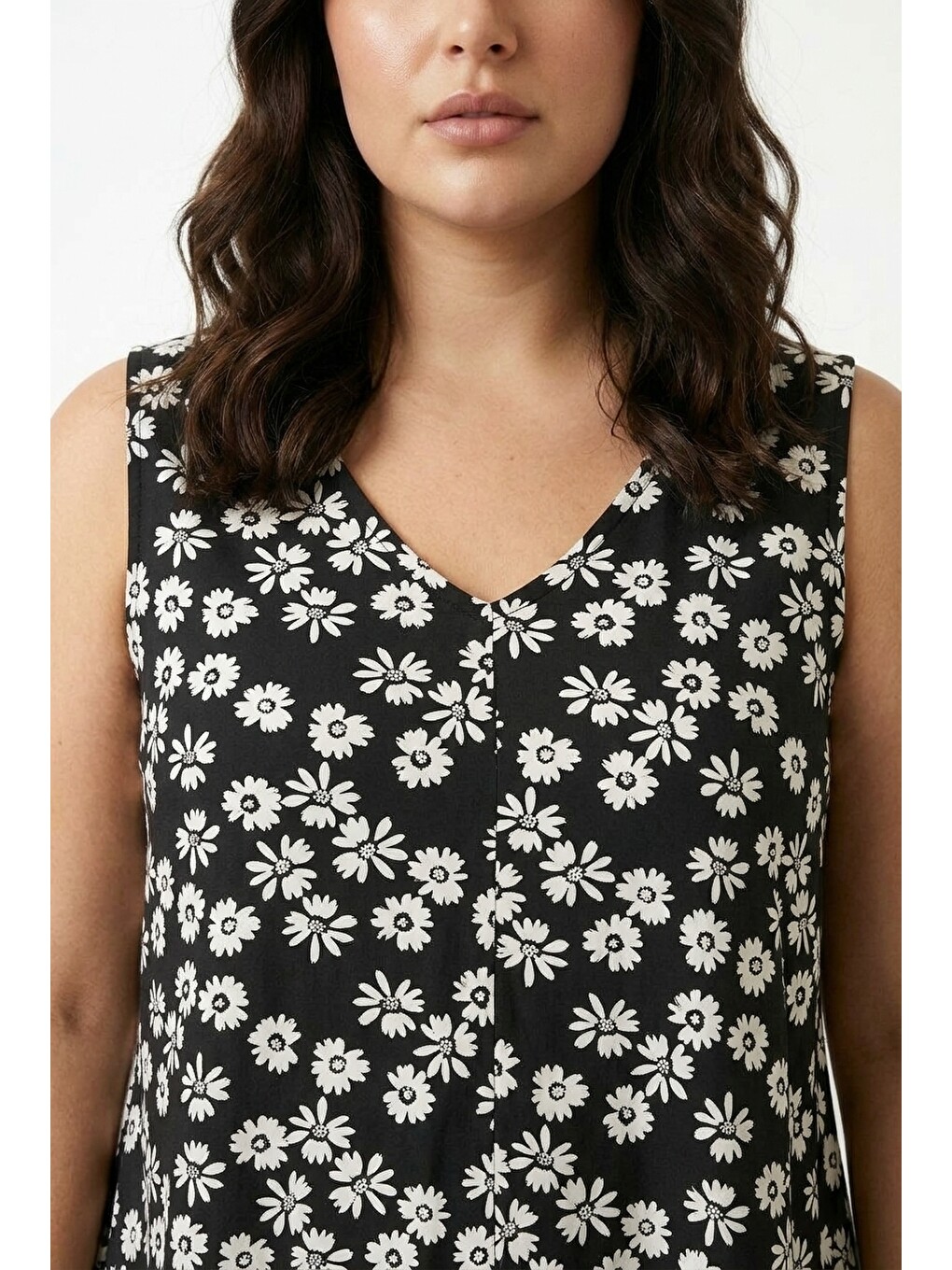 Siyah Yaka Detaylı Kolsuz T-shirt-3