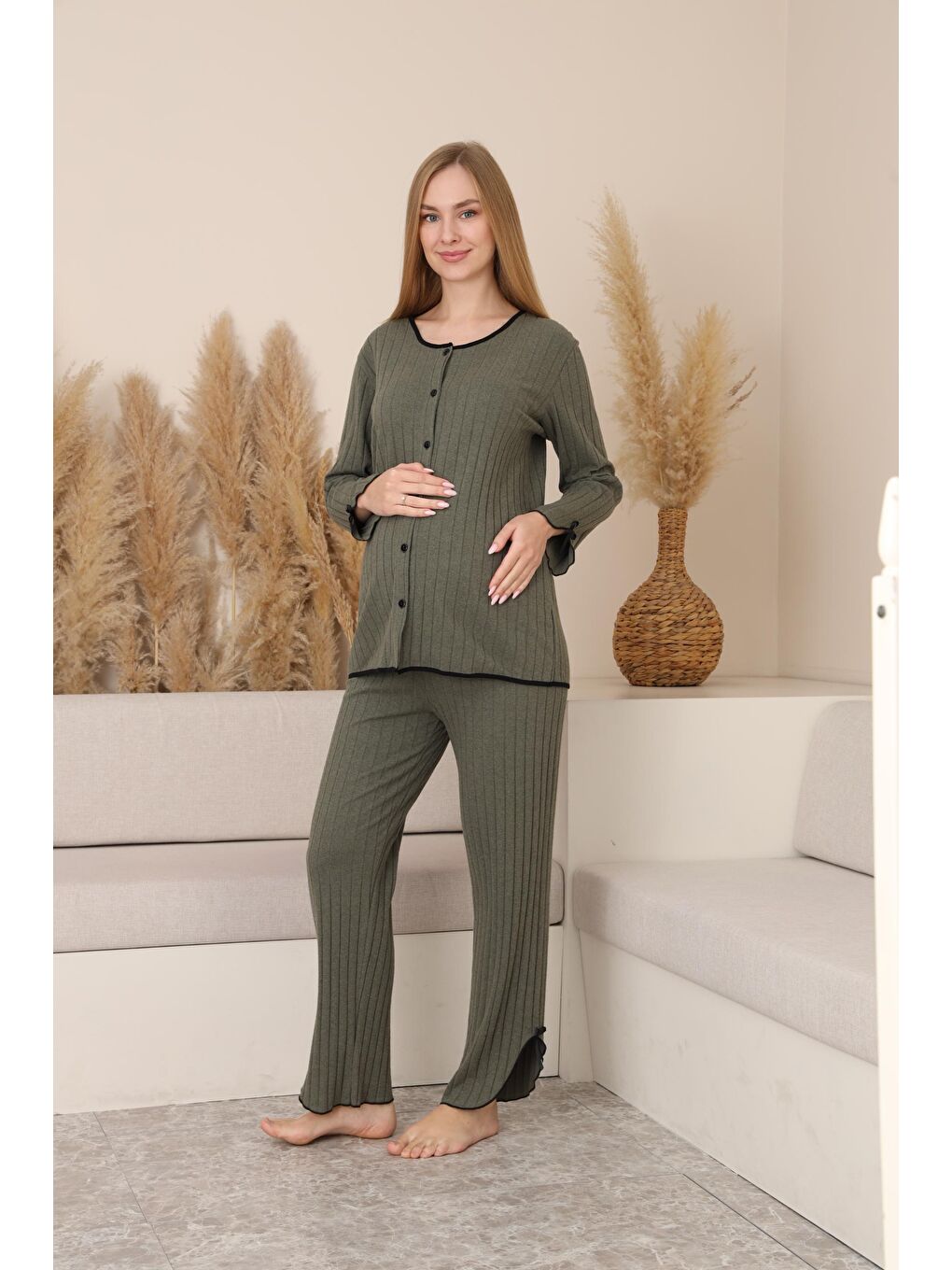 Haki Soft Elegance Yumoş Düğmeli Ayarlanabilir Bel Lohusa Pijama Takımı-2