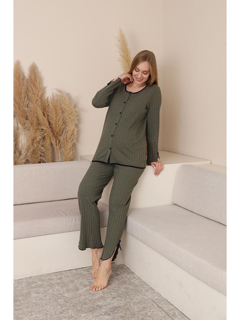 Haki Soft Elegance Yumoş Düğmeli Ayarlanabilir Bel Lohusa Pijama Takımı-5