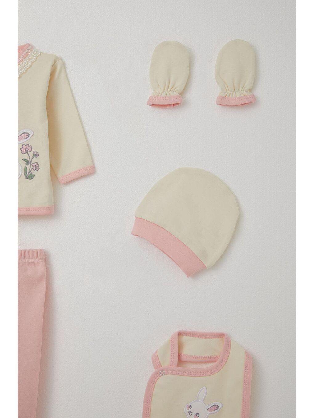 Ekru Kız Bebek Hastane Çıkışı 5 Li Tavşan Nakışlı & Çiçekli Krem (0-3 Ay)-3