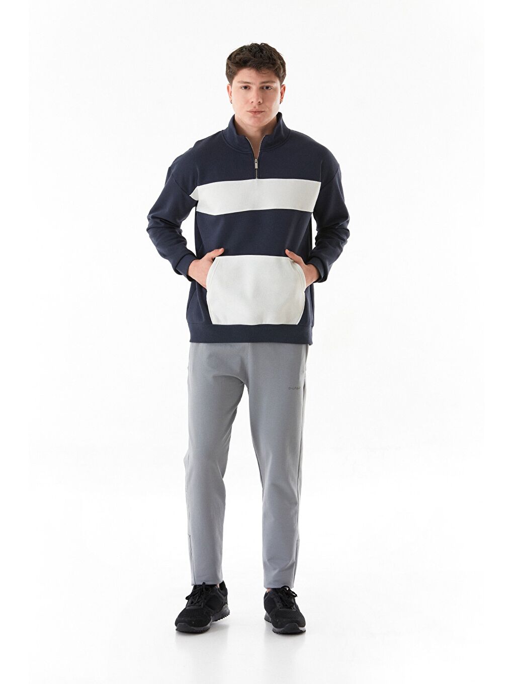 İndigo 3 İplik Renk Bloklu Yarım Fermuarlı Kanguru Cep Sweatshirt-3