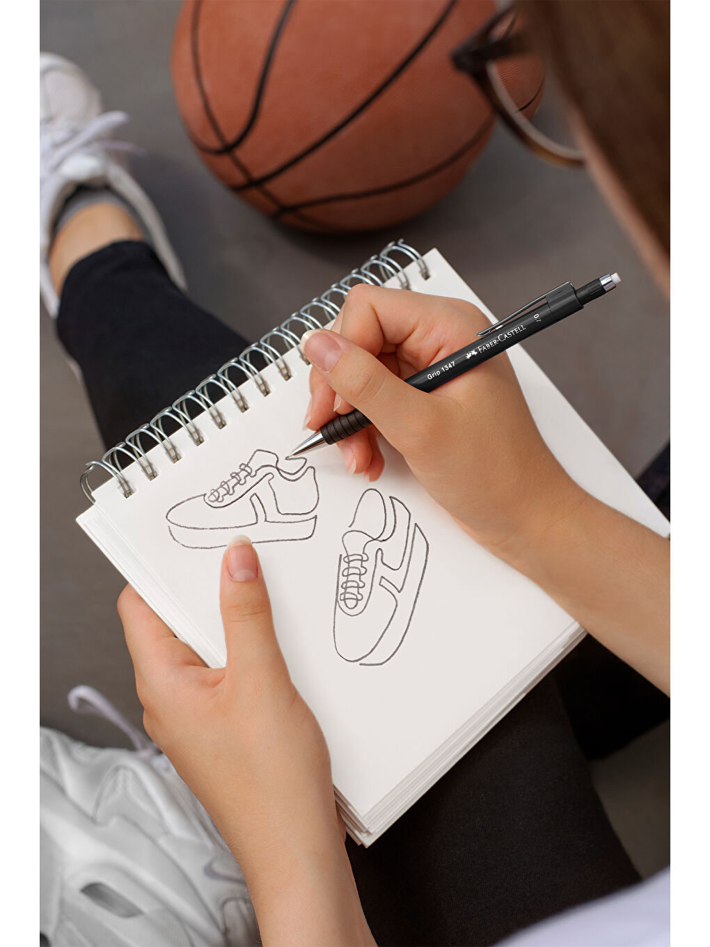 Grip 1345/47 Versatil Kalem, 0.7 mm, Siyah, Ergonomik Tutuş, Yaylı Uç, Uzun Silgi, Modern Tasarım-3