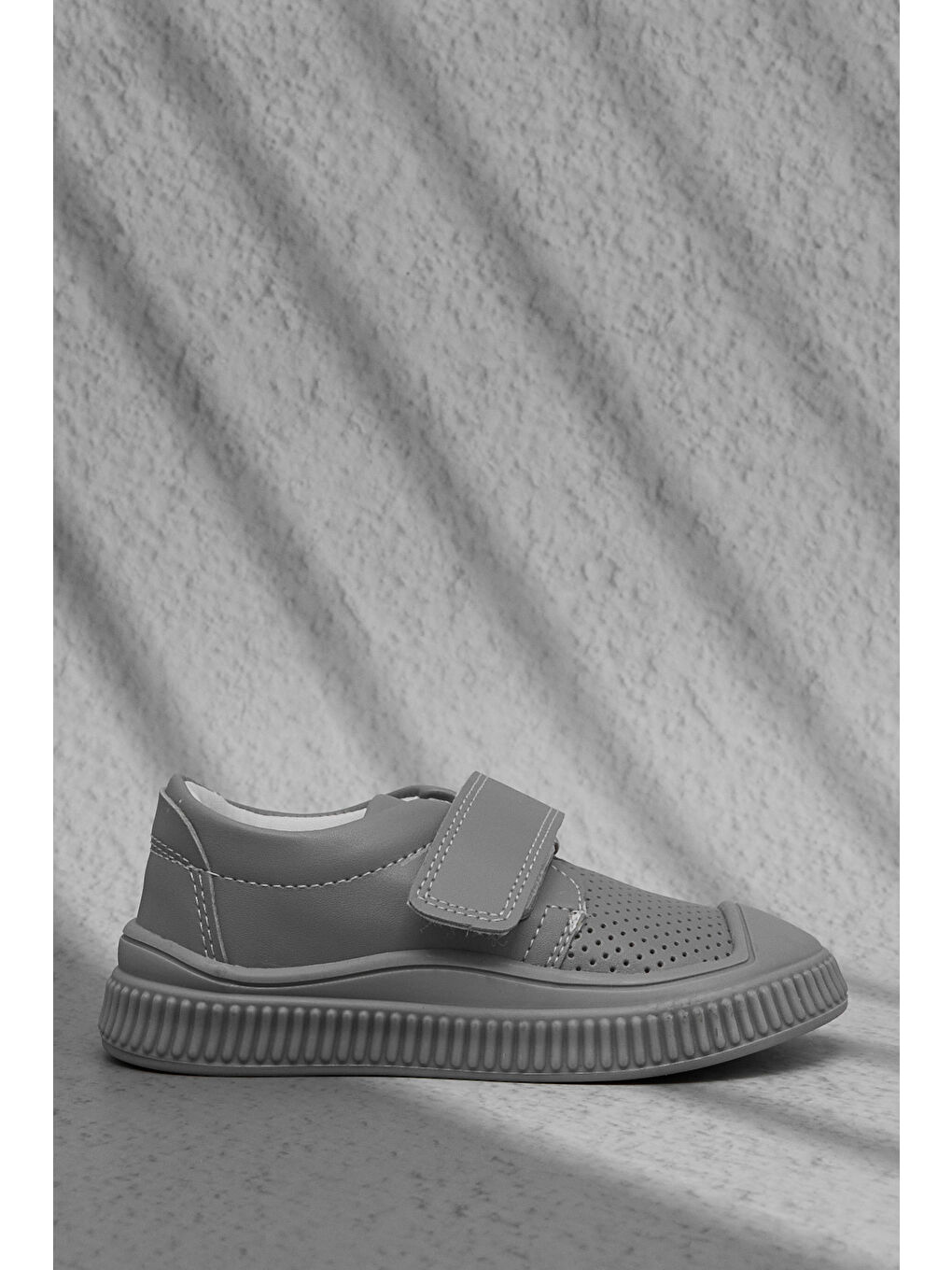 Çocuk Unisex Gri Çocuk Cırtlı Rahat Kalıp Sneaker-4