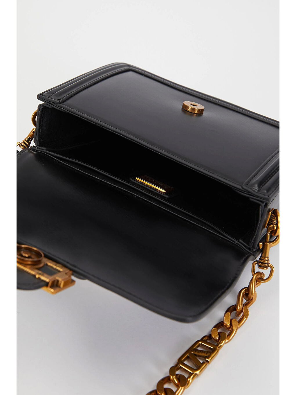 Çift Bölme ve Askılı Sert Deri Premium Çanta 930240 Siyah-4