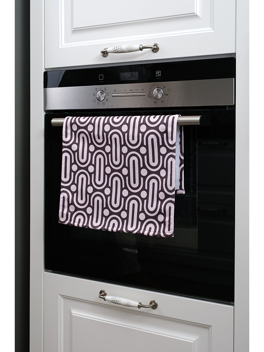 Twist Ataç Desen Detaylı Dekoratif Mutfak Fırın Kurulama Bezi Kahverengi - 35x55cm