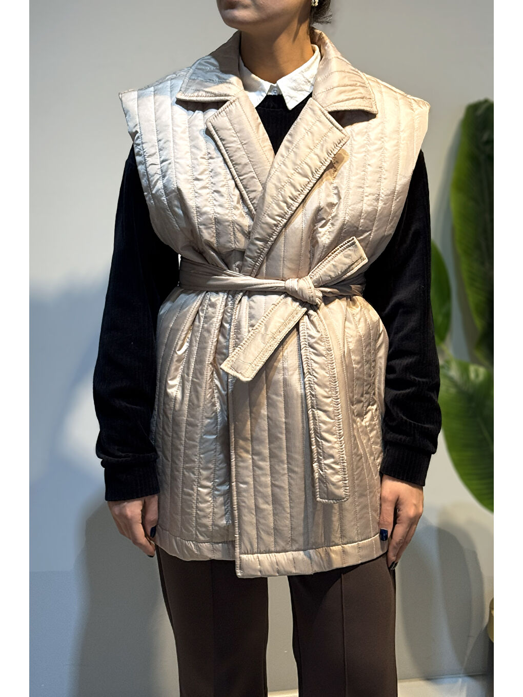 Kapitone Kuşak Detay Yelek 51258 Bej-1