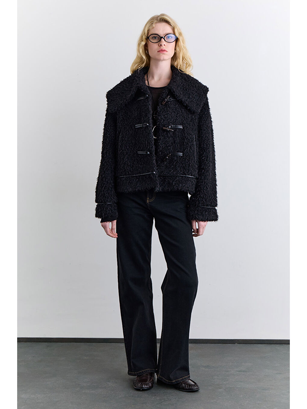 Düğmeli Kürk Kaban Siyah-1