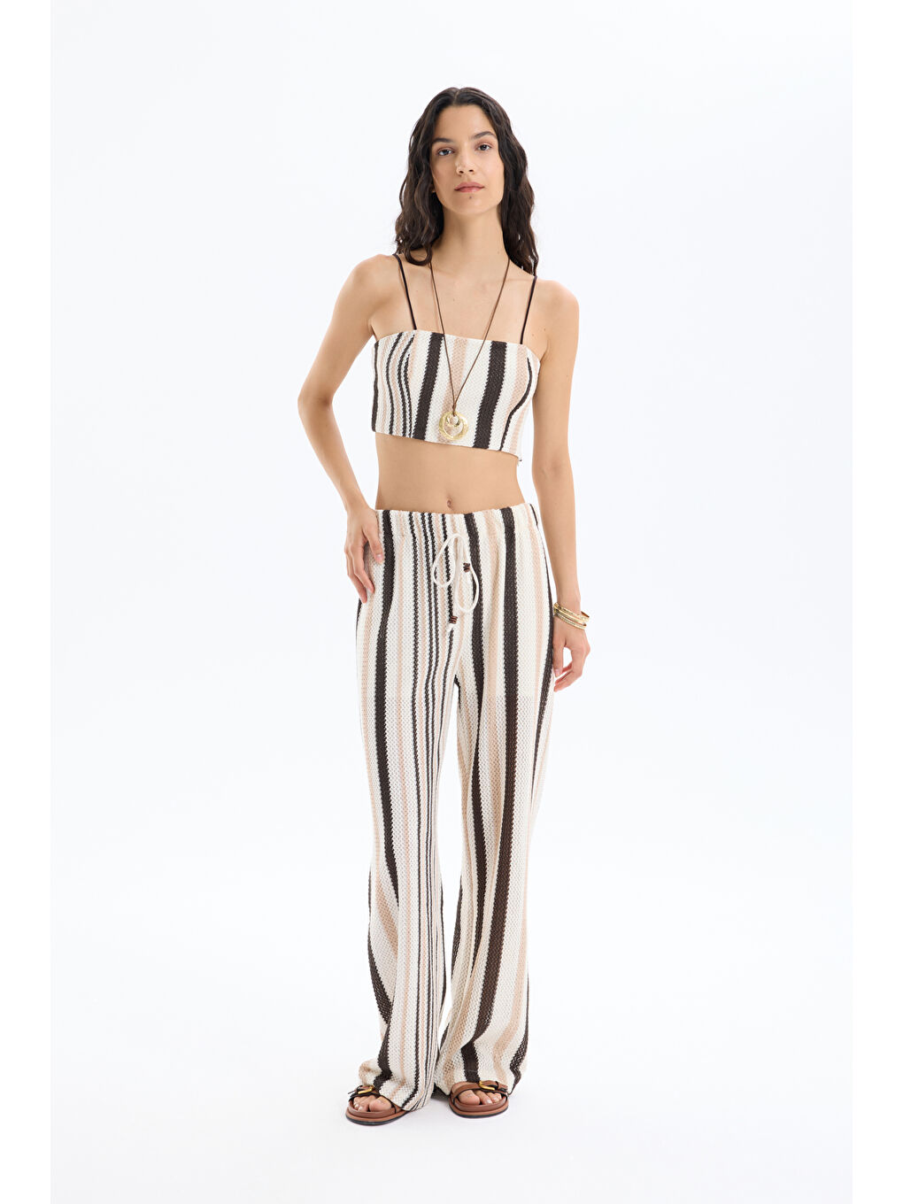 Renkli Örgülü İnce Askılı Büstiyer Bluz Kahverengi-3