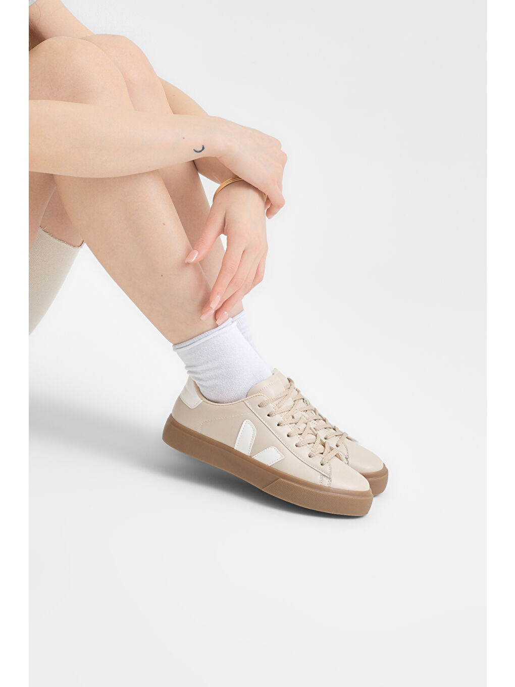 Kadın Bej Beyaz Kauçuk Taban Rahat Bağcıklı Sneaker-3