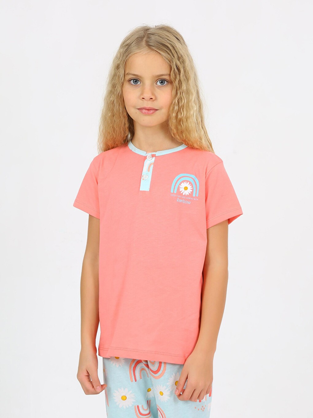 Kırmızı Kız Çocuk Kısa Kollu %100 Pamuklu Düğme Detaylı Rainbow Pijama Takımı-2