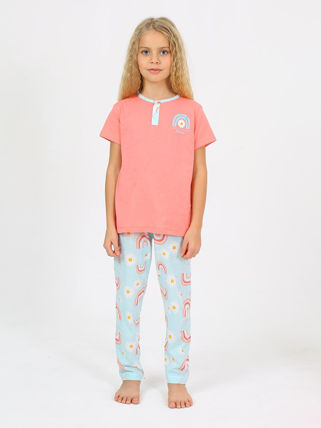 Kırmızı Kız Çocuk Kısa Kollu %100 Pamuklu Düğme Detaylı Rainbow Pijama Takımı-3