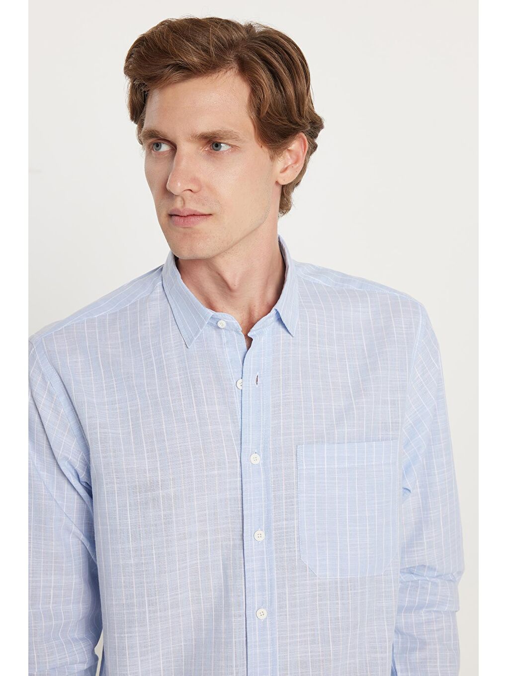 Erkek Regular Fit Klasik Kesim Uzun Kollu %100 Pamuk Keten Doku Tek Cepli Çizgili Mavi Gömlek-1