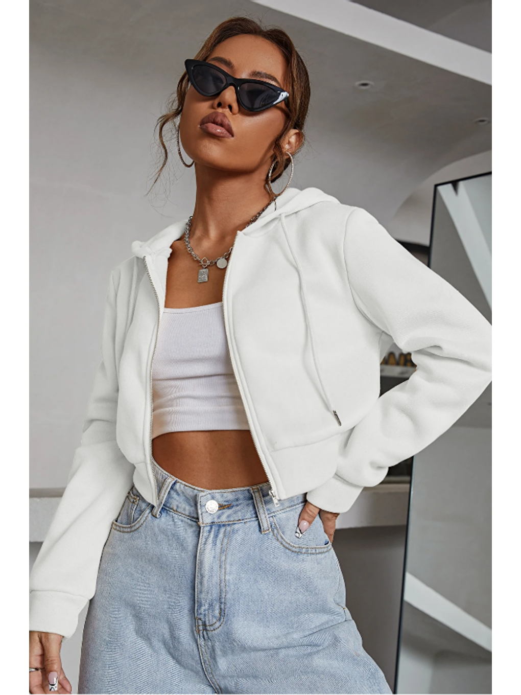 Kadın Kapüşonlu Şardonlu Beyaz Renk Crop Sweatshirt