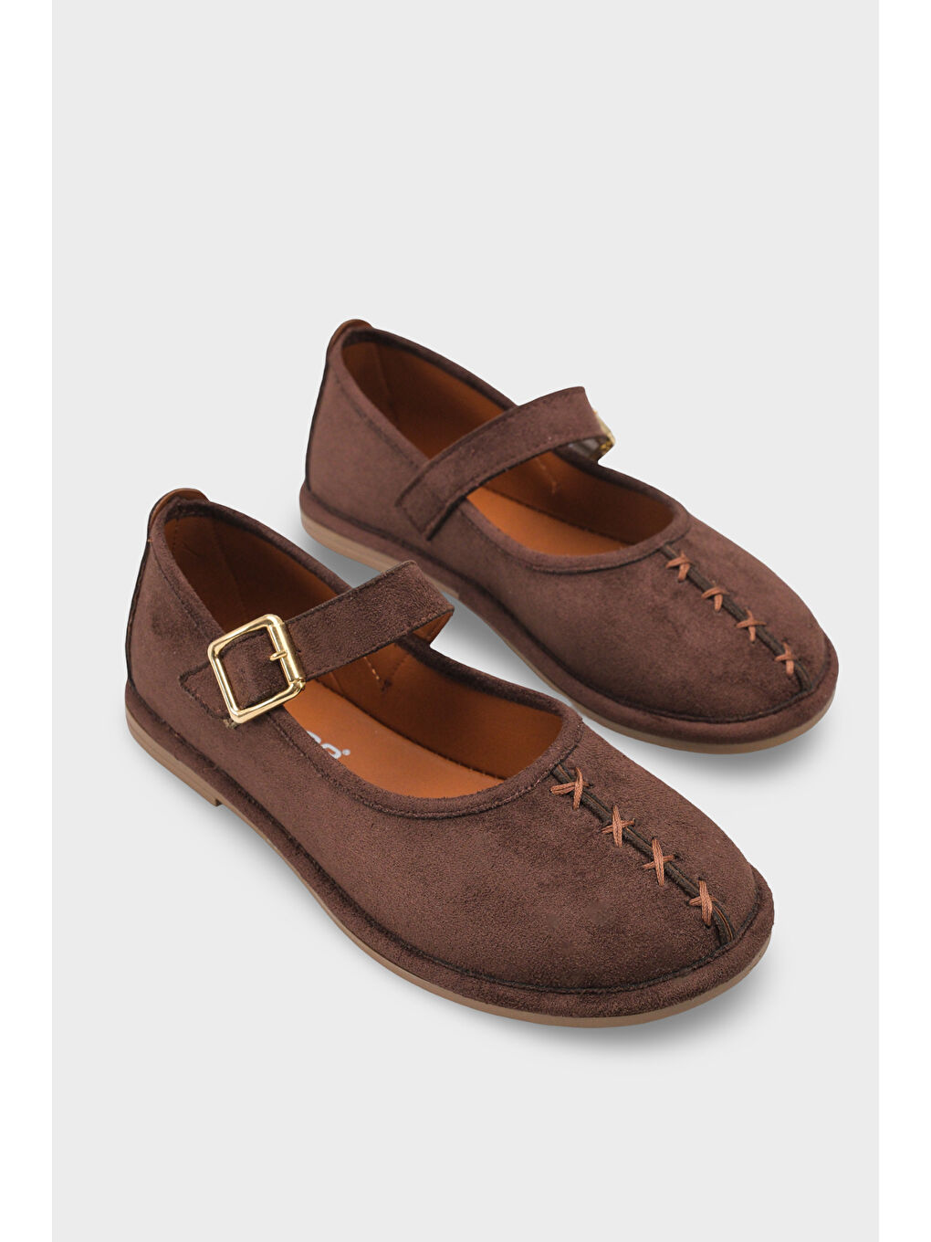 Kahverengi Lauretta Kenarı Sargılı Tokalı Babet-1