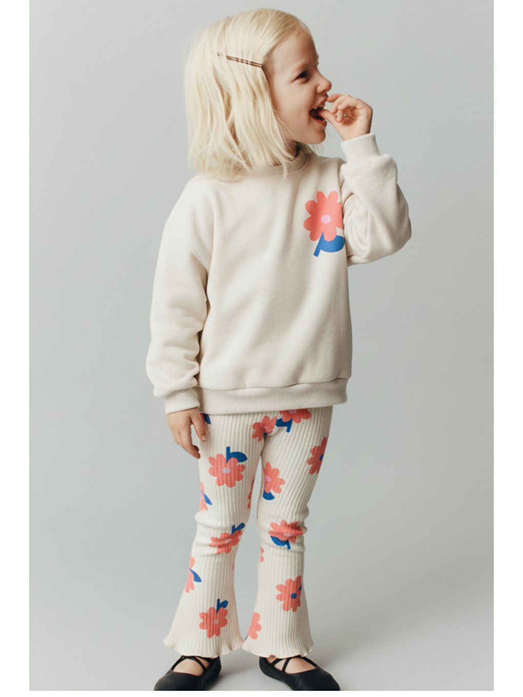 Kız Çocuk Pamuklu Ekru Çiçek Baskılı Sweatshirt Ve Eşofman Takım