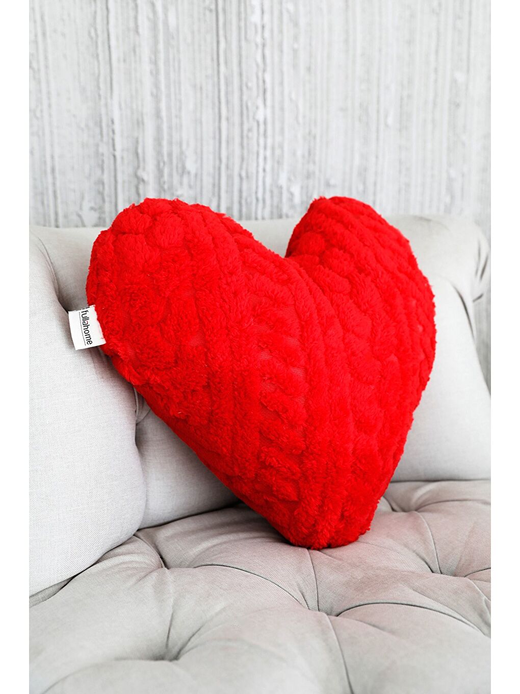 Kırmızı Kalp Pelüş Kırlent-1