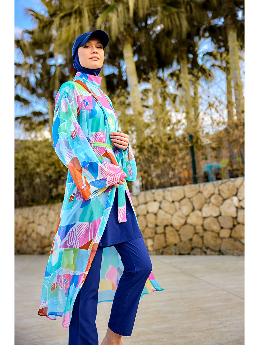 Beyaz Hafif, Tam Boy ve Vücut Hatlarını Gizleyen Tesettür Plaj Pareosu P2506-1