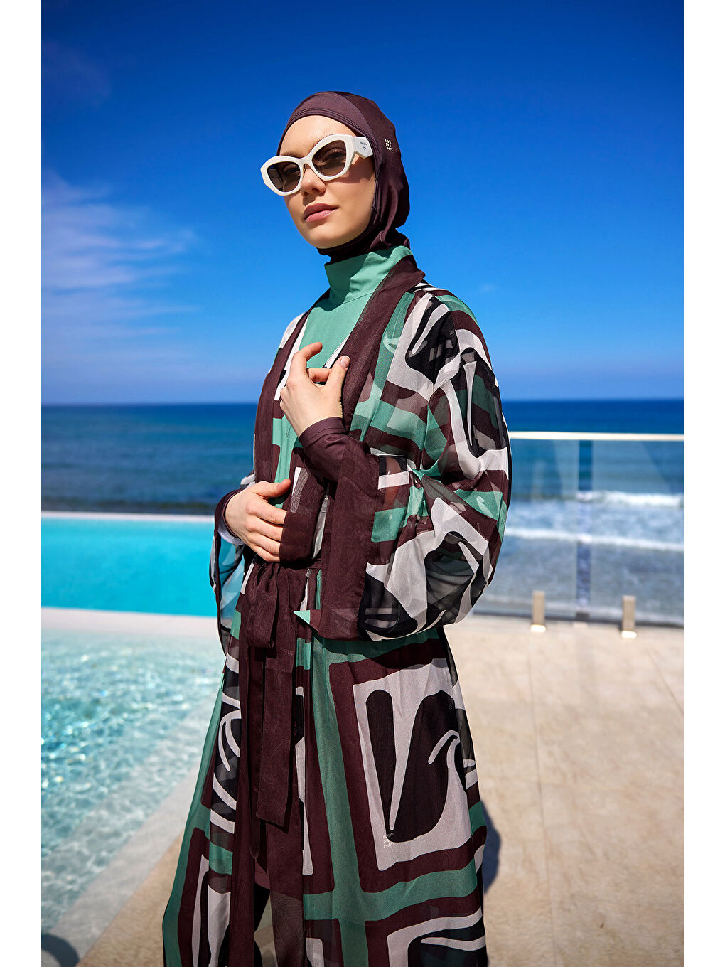 Kahverengi Hafif, Tam Boy ve Vücut Hatlarını Gizleyen Tesettür Plaj Pareosu P2510-4