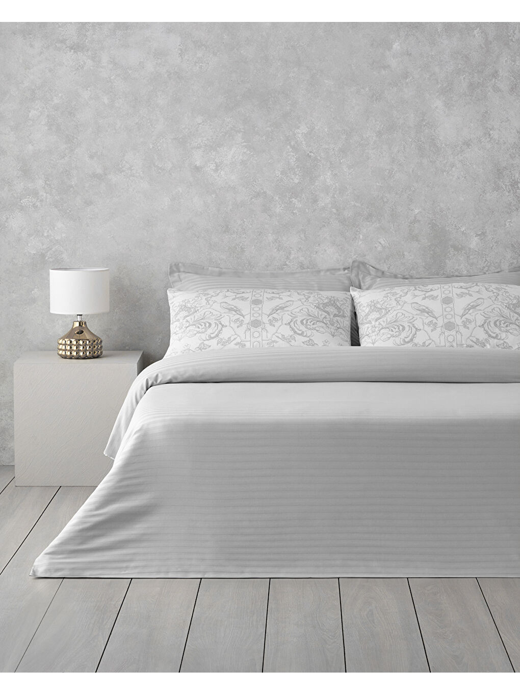 Gri Dainty Bird Pamuk Saten Çift Kişilik Nevresim Takımı 200x220 cm Gümüş