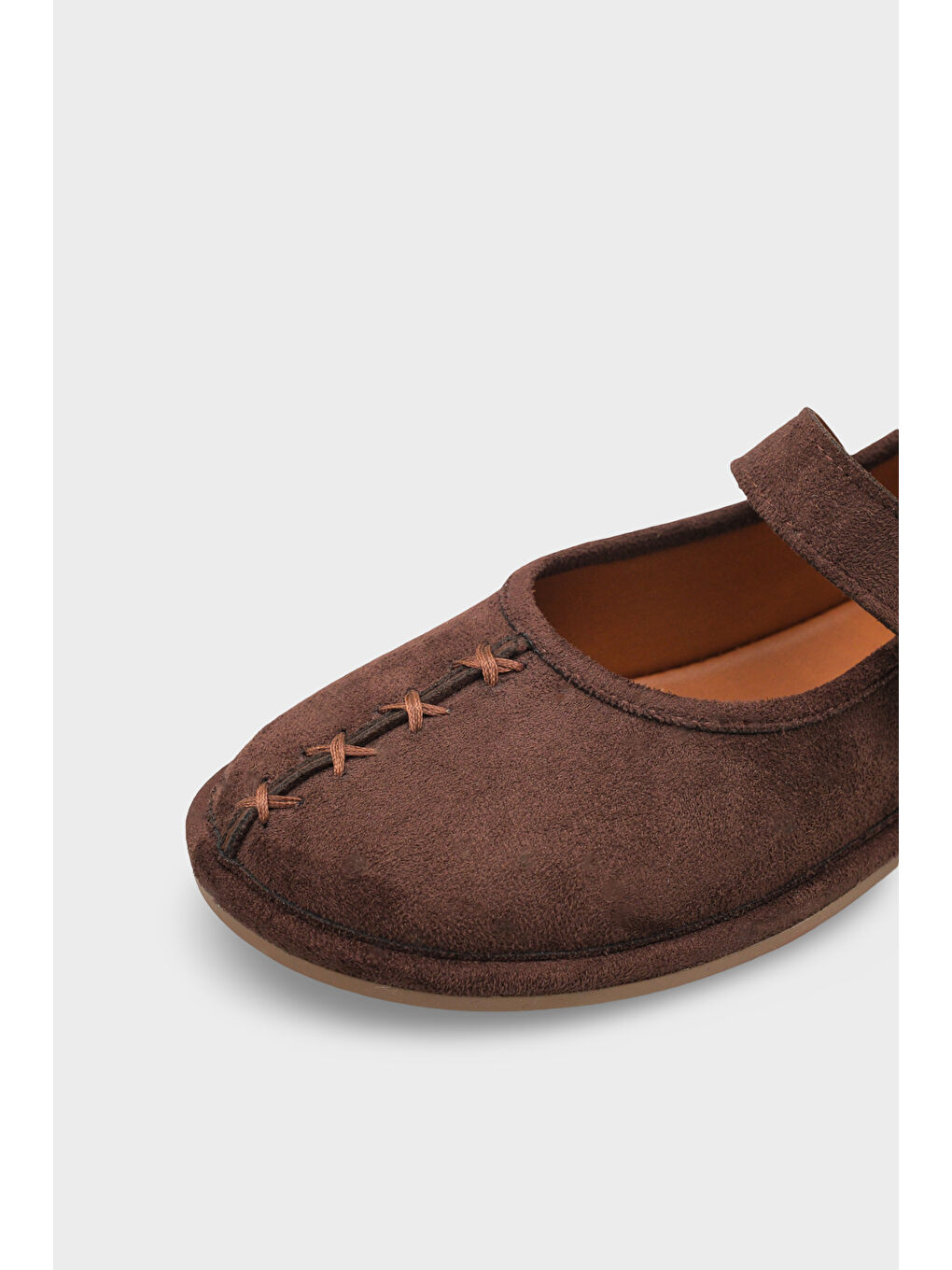 Kahverengi Lauretta Kenarı Sargılı Tokalı Babet-3