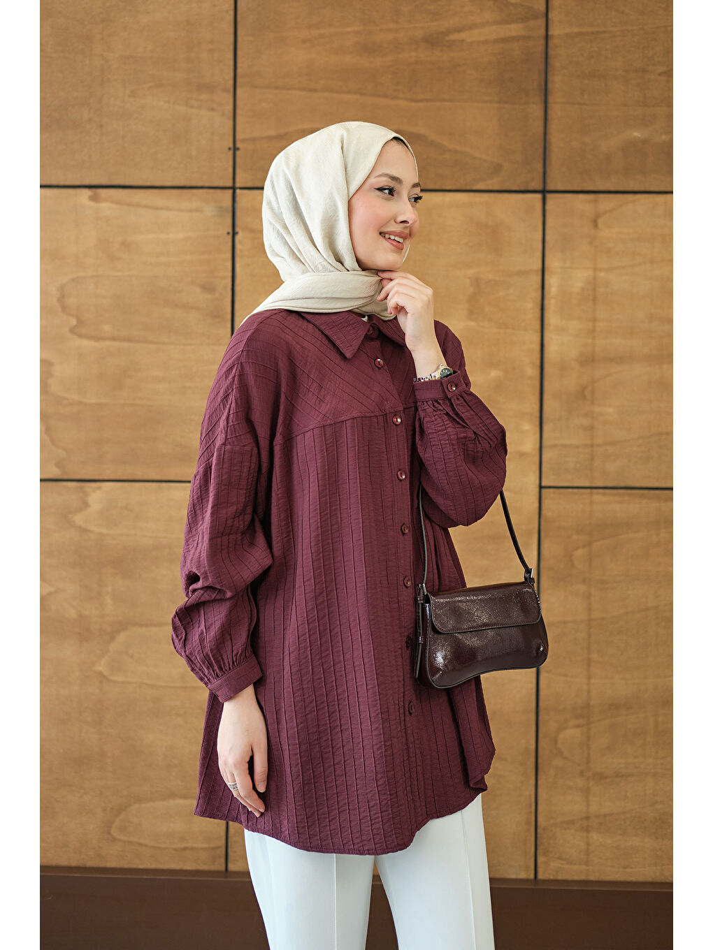 Kadın Kendinden Desenli Biyeli Gömlek Bordo-1