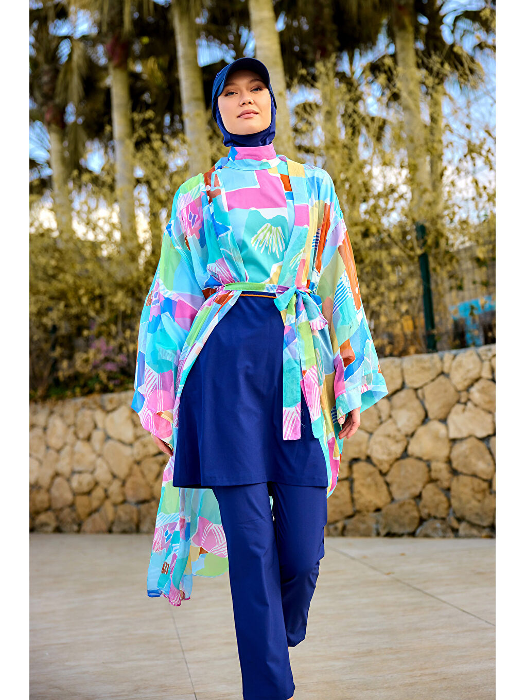 Beyaz Hafif, Tam Boy ve Vücut Hatlarını Gizleyen Tesettür Plaj Pareosu P2506-3